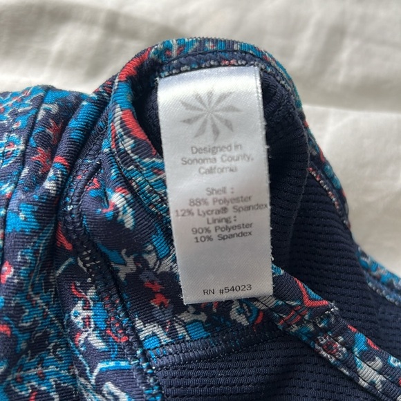 Athleta Sports Bra - Picture 4 of 4